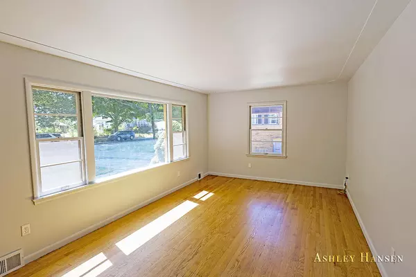 Grand Rapids, MI 49505,1419 Carlton NE Avenue