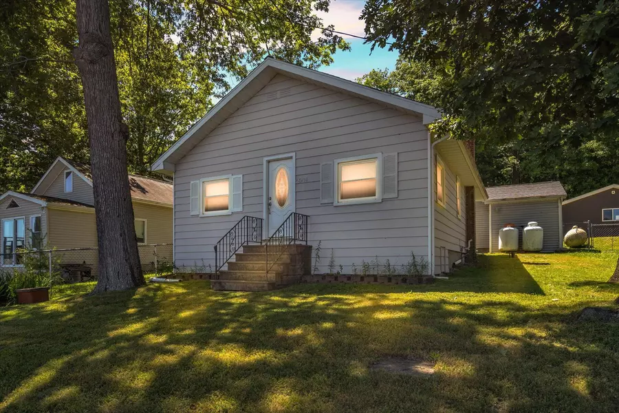 9584 Lakeview Drive, Jerome, MI 49249