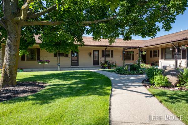 2881 S Wentward Court,  Hudsonville,  MI 49426