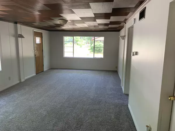 Muskegon Heights, MI 49444,87 Oakwood Avenue