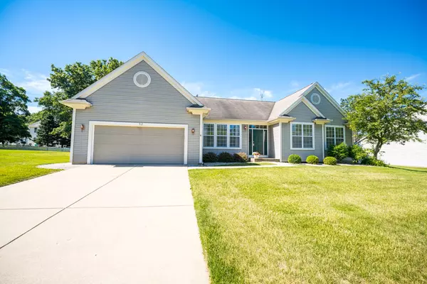 512 Equestrian Drive, Portage, MI 49002