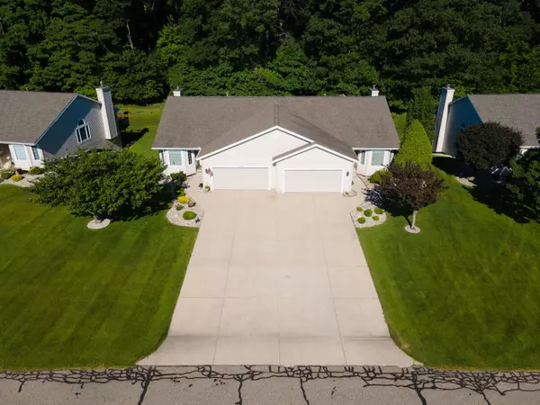 Norton Shores, MI 49441,3735 Harris Drive