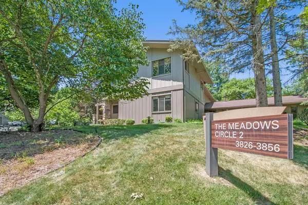 Kalamazoo, MI 49008,3828 Greenleaf Circle