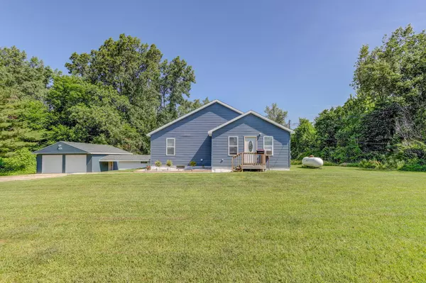 Covert, MI 49043,74398 Co Rd 376