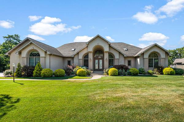 33044 Lake Forest Court, Niles, MI 49120