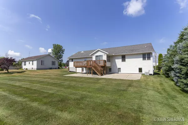 Coopersville, MI 49404,380 64th N Avenue