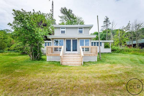 5758 South Shore Drive, Whitehall, MI 49461