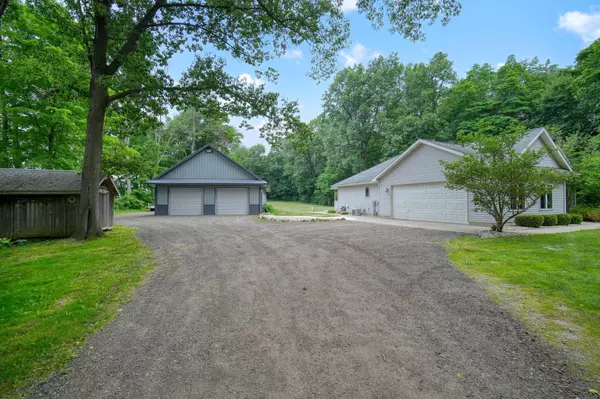 11520 Snow Road, Hanover, MI 49241