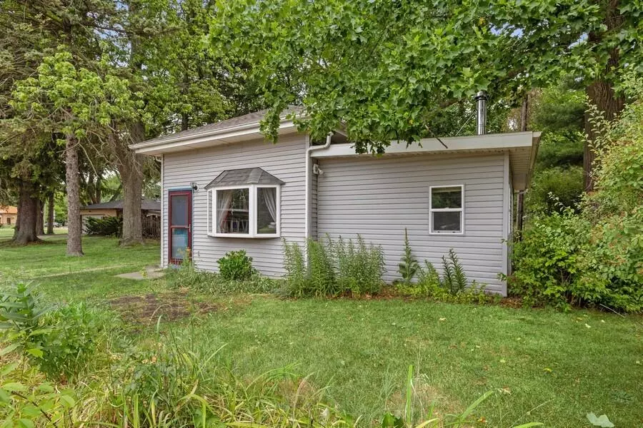 Sawyer, MI 49125,12935 Three Oaks Road