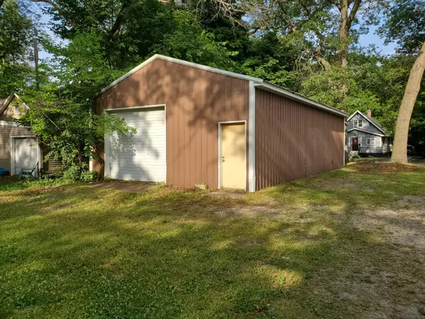 Muskegon Heights, MI 49444,329 W Broadway Avenue