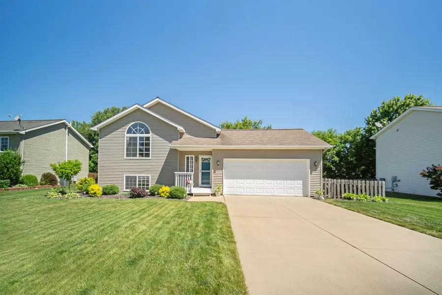 8242 Lockerbie Drive, Parma, MI 49269