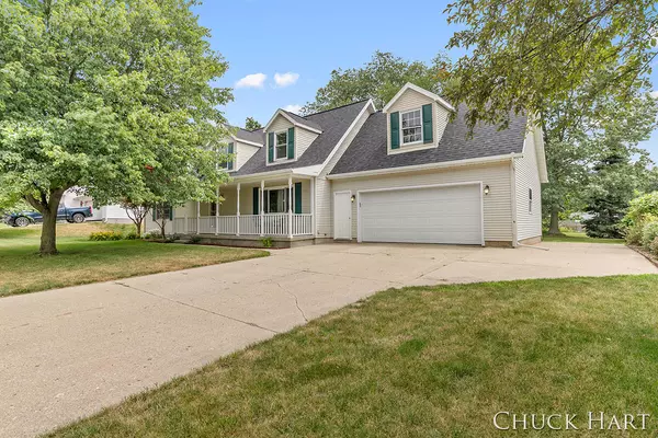 5000 Montauk NW Drive, Comstock Park, MI 49321