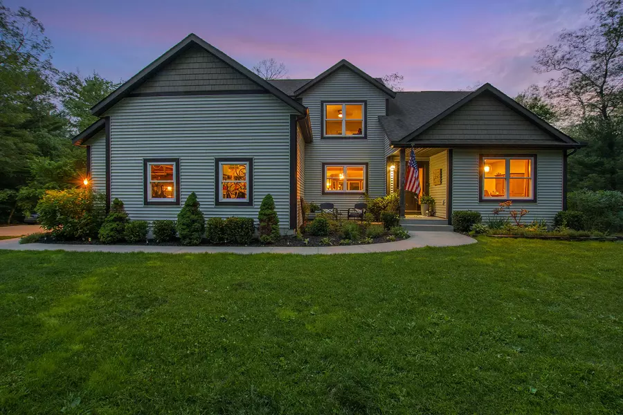 6711 Douglas Trail, Twin Lake, MI 49457