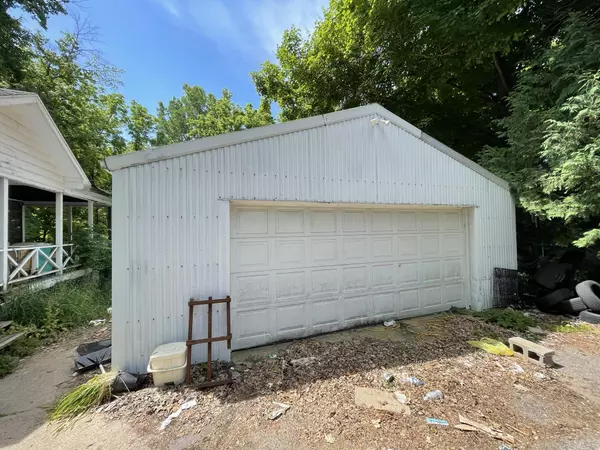 Breedsville, MI 49027,177 W Main Street