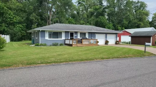 1113 Willow Drive, Colon, MI 49040