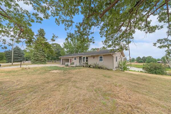 6760 Almy Road, Vestaburg, MI 48891