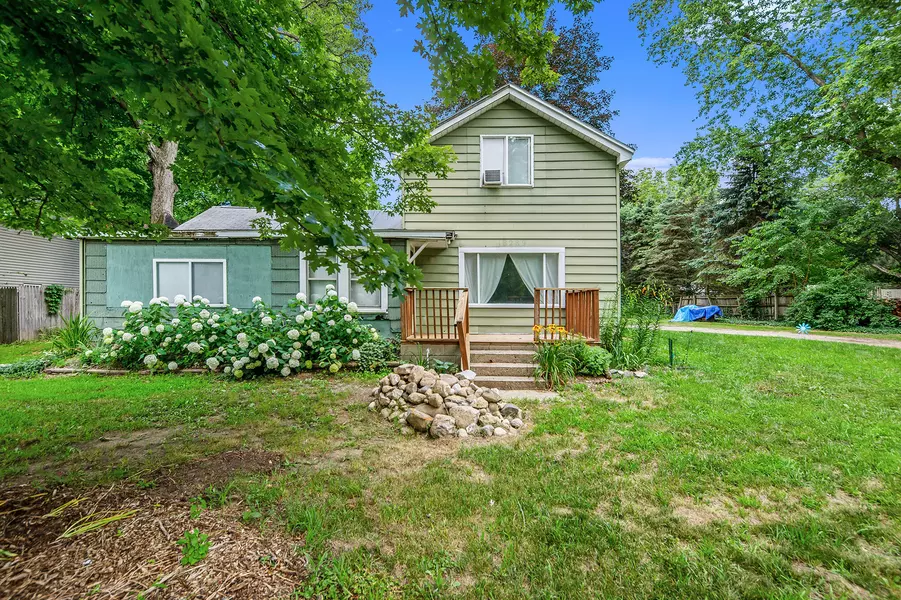 18289 32nd Street, Gobles, MI 49055