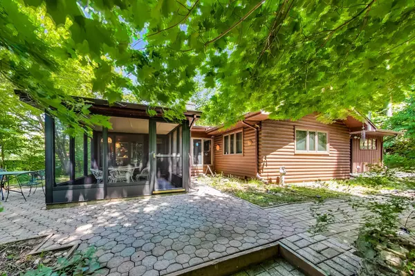 Bridgman, MI 49106,9496 Lakeview Drive