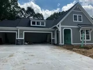 17498 Shinnecock Drive, Spring Lake, MI 49456