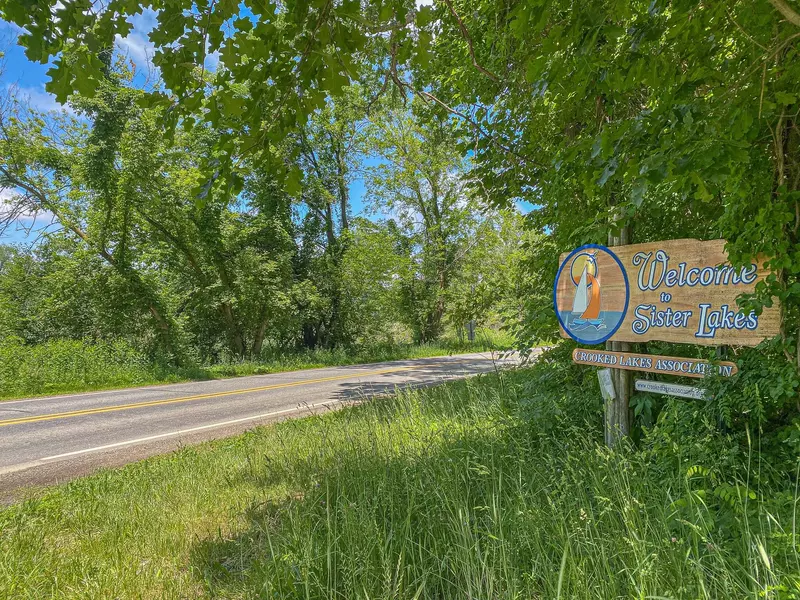 VL Sister Lakes Road, Dowagiac, MI 49047
