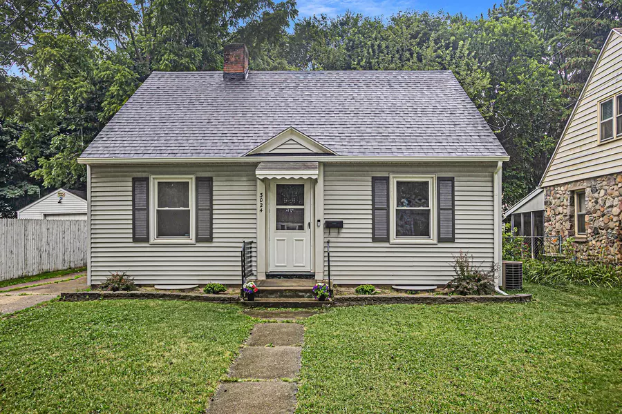 3024 Lowell Street, Kalamazoo, MI 49001