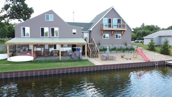 681 S Bass Lake Drive, Vestaburg, MI 48891