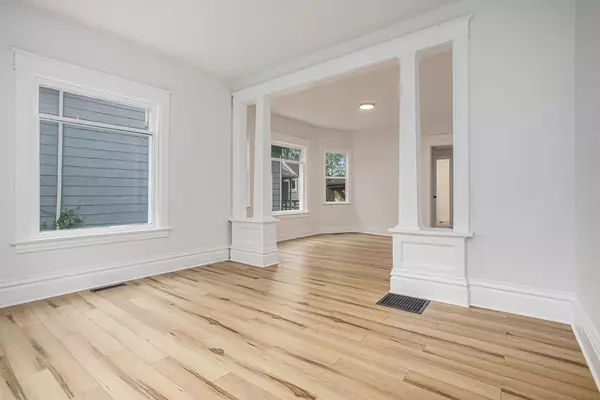 Kalamazoo, MI 49001,2233 S Burdick ST