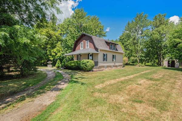 9052 Ditch Road, Chesaning, MI 48616