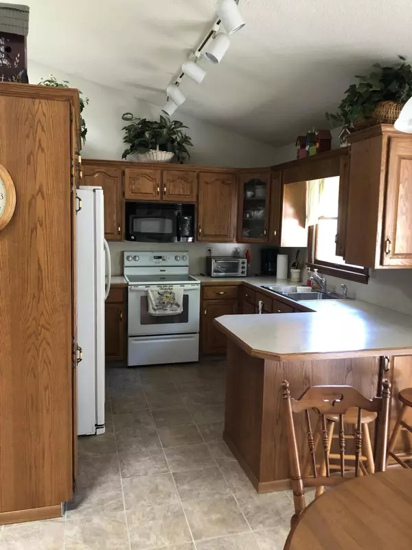 Fruitport, MI 49415,401 Elm Street