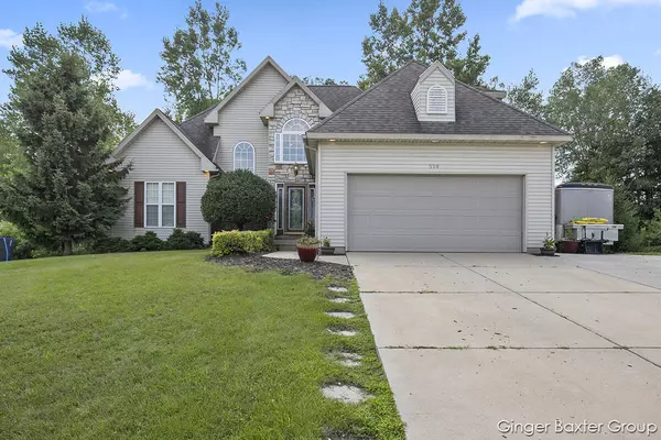 339 Glenwoods NE Court, Rockford, MI 49341