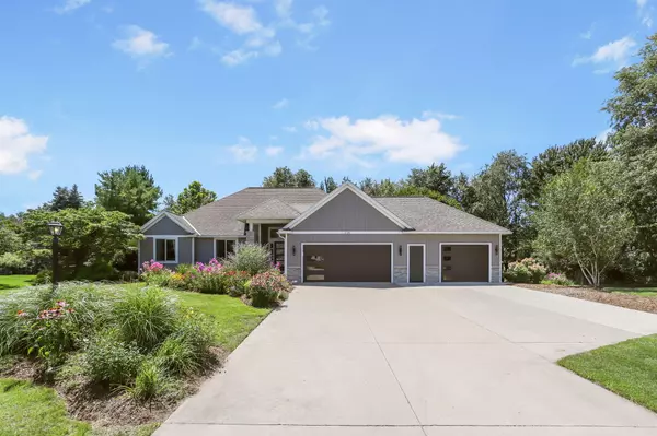 214 Bay Circle Court, Holland, MI 49424