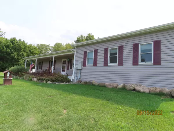 19583 Mt Zion Street, Cassopolis, MI 49031