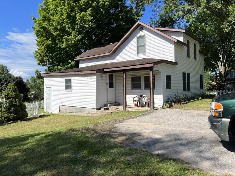 4921 Spring Street, Onekama, MI 49675