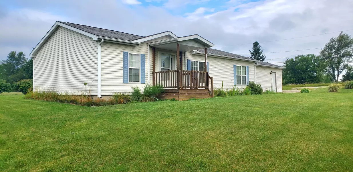 10552 Connemara Circle, Cement City, MI 49233
