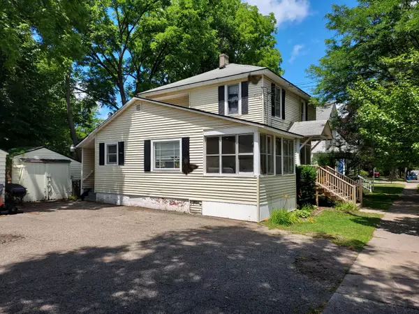 Kalamazoo, MI 49008,1112 Oak Street