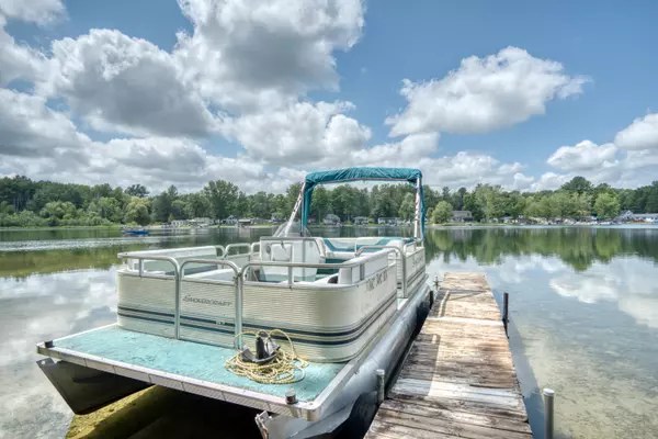 Six Lakes, MI 48886,221 Lake Drive