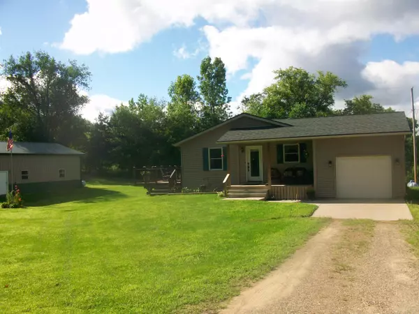 4661 Waldorf Road, Delton, MI 49046