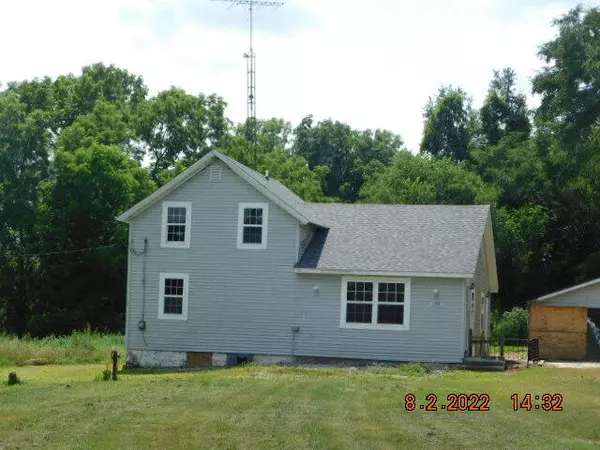 11835 Rexford Road, Manitou Beach, MI 49253