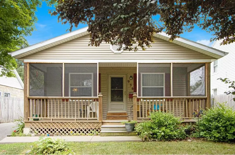 936 Fairbanks Avenue, Kalamazoo, MI 49048