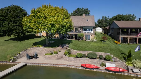 119 Holiday Drive,  Brooklyn,  MI 49230