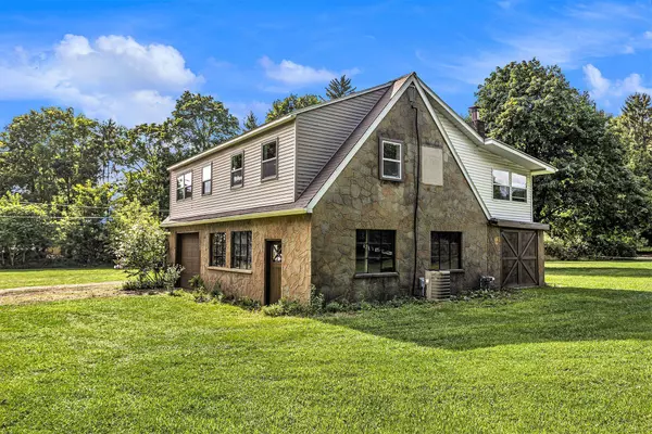 Marshall, MI 49068,863 E Green Street