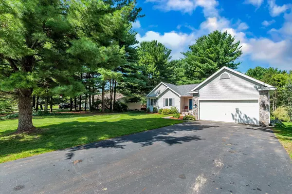 Pleasant Lake, MI 49272,4473 Spinnaker Lane