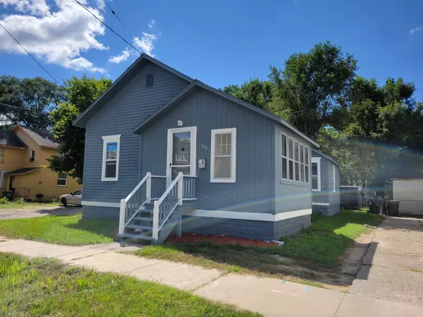 1257 5th Street, Muskegon, MI 49441