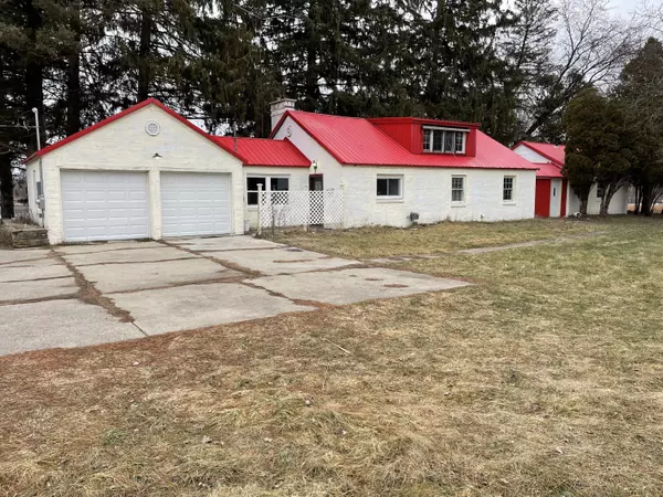 5599 Hc - Edmore Road, Edmore, MI 48829