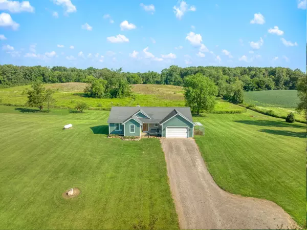 5474 Pawson Road, Tipton, MI 49287