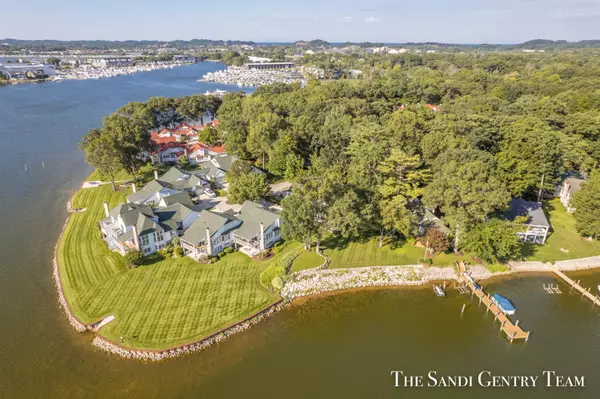 Spring Lake, MI 49456,16958 Landing Drive
