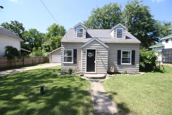 14062 S 42nd Street, Fulton, MI 49052