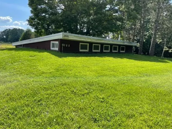 3691 Osborne Road, Delton, MI 49046