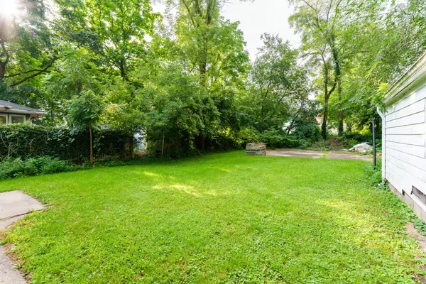 Kalamazoo, MI 49001,144 E Maple Street