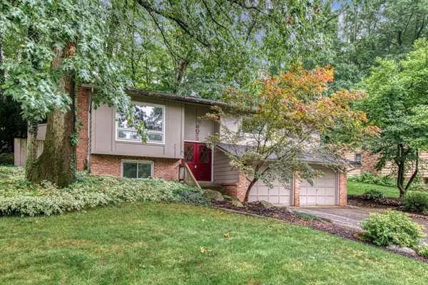 6072 Del Cano SE Drive, Grand Rapids, MI 49546